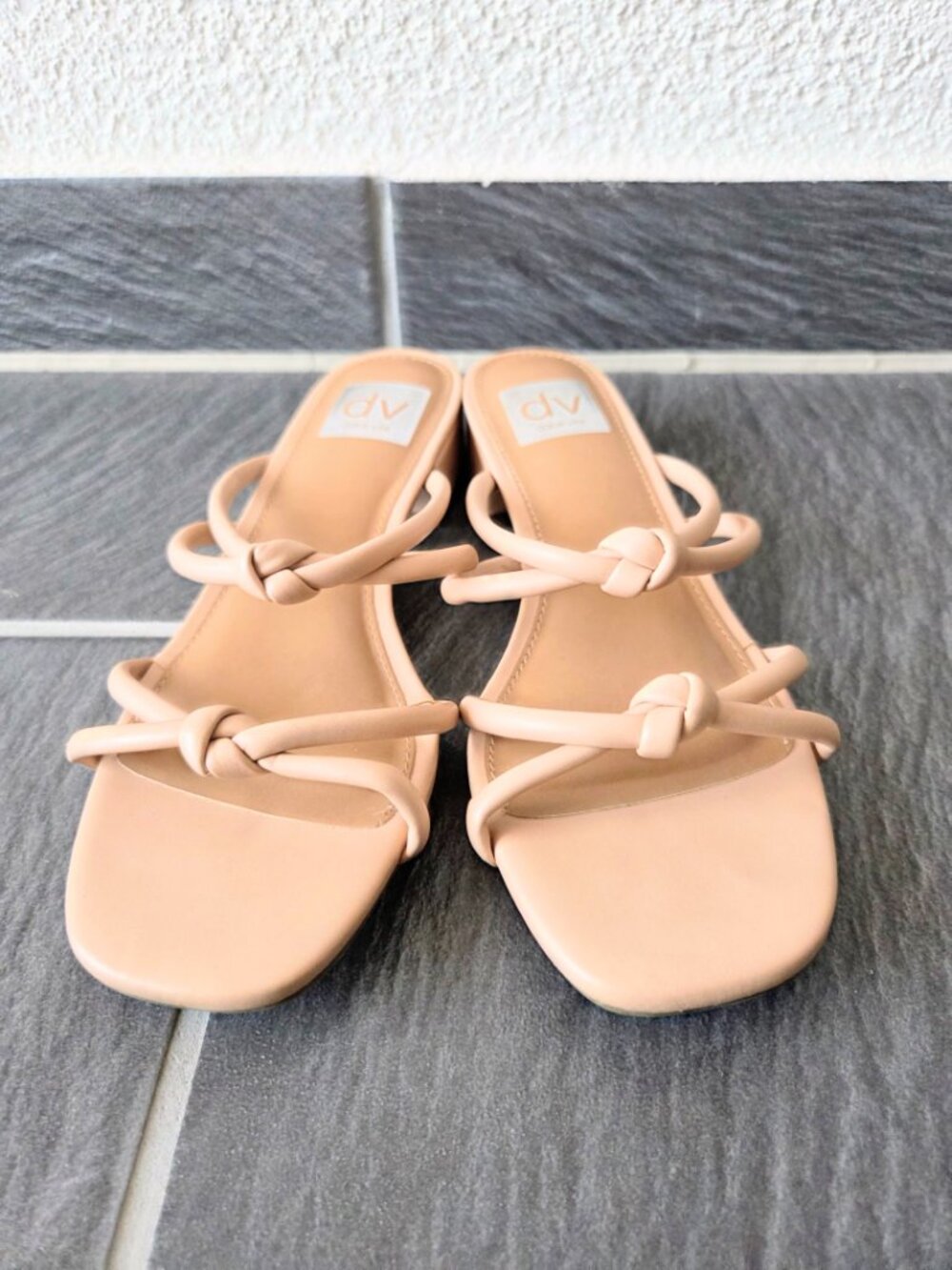 DV by Dolce Vita Blush Nude Wisteria Double Knotted Band Slide Sandals 6.5 - Picture 3 of 8